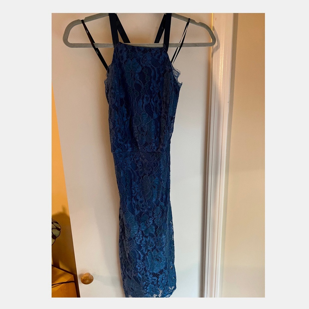 Lulu’s blue lace dress